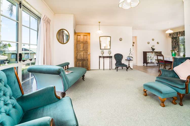 11 Evergreen Rise New Lynn_6