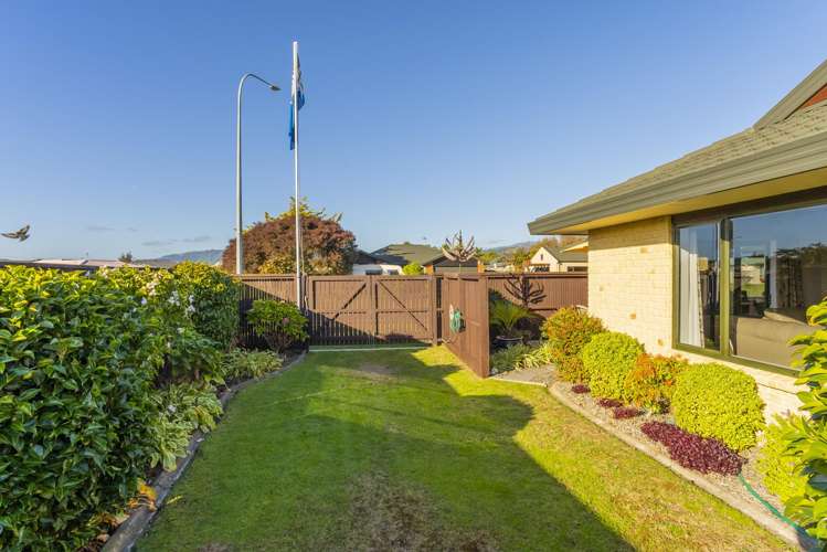 146 Guildford Drive Paraparaumu Beach_21
