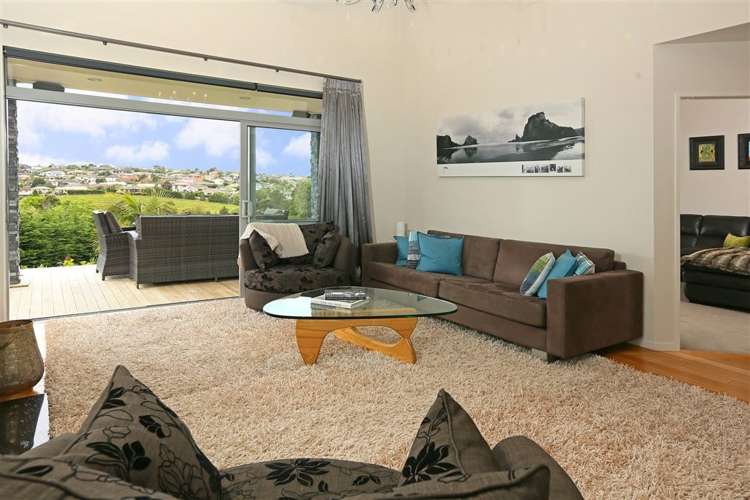 67 Lake Panorama Drive Henderson_16