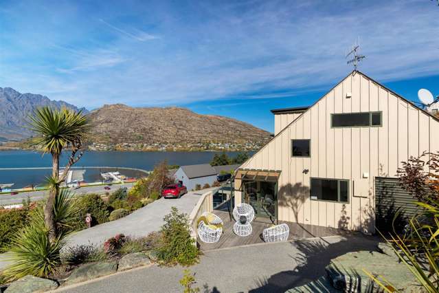 10/1 Marina Drive Queenstown_2