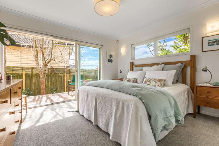 1/5 Hanlon Crescent Narrow Neck_10