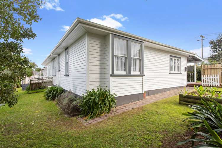 1 Kelvyn Grove Hillpark_24
