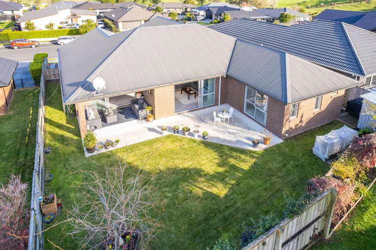 16 Carlingford Rise Dinsdale_24