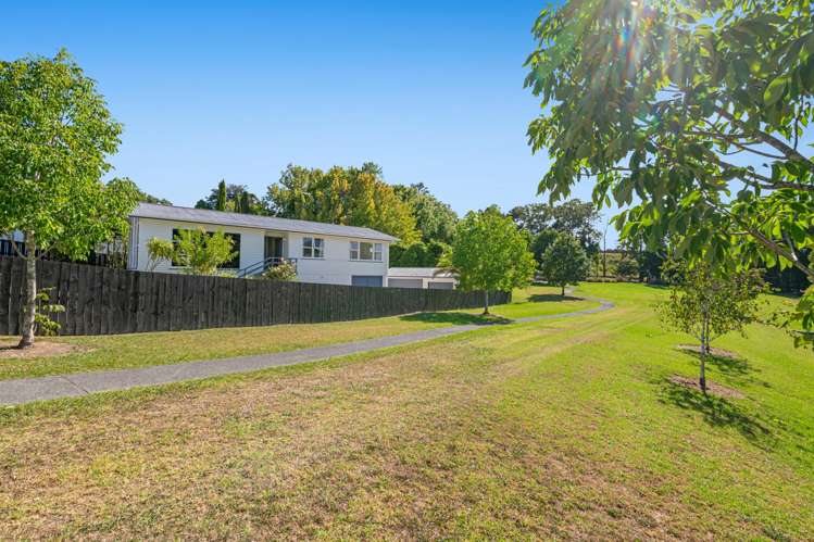 39 Totaravale Drive Totara Vale_15