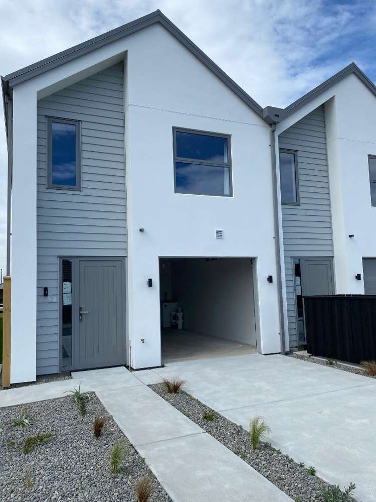 1/30 Lady Isaac Drive_0