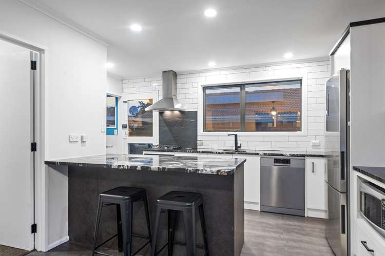 14 Korora Street Bromley_2