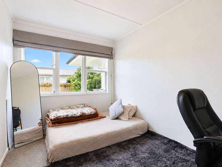 64 & 64A Aurora Terrace Hillcrest_7