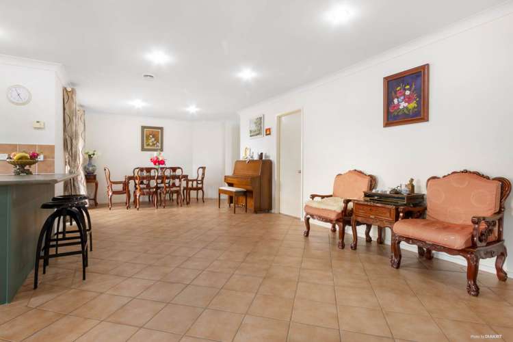 47 Roy Maloney Drive Henderson_15