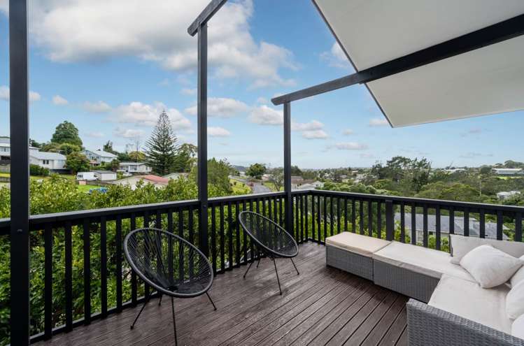 14 Lysander Crescent Beach Haven_16