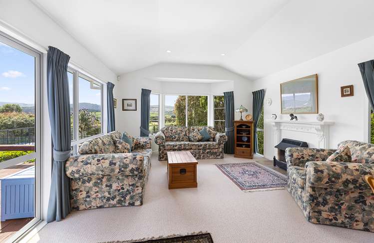 23 Samwell Drive Whitby_21