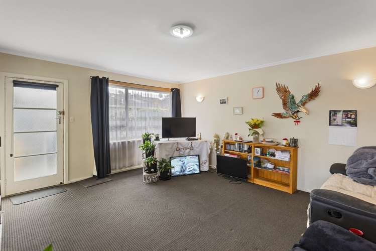 347 Worcester Street Linwood_15