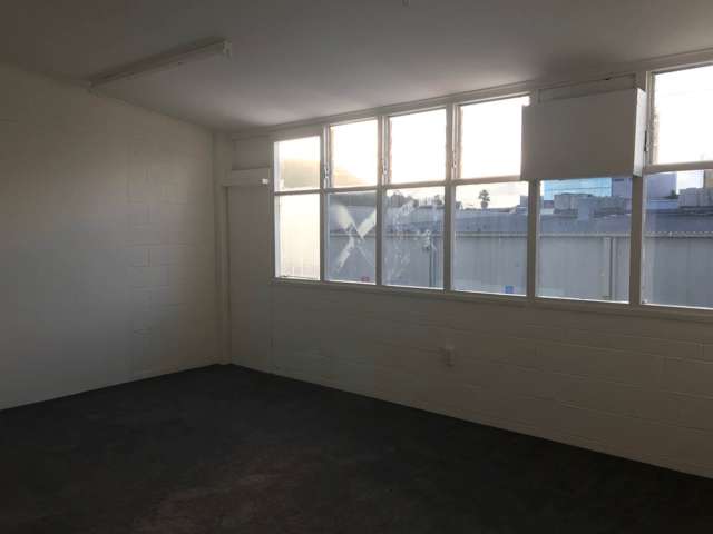 24A Queens Road Panmure_1