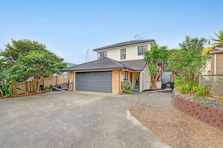 26 Black Teal Close Unsworth Heights_17