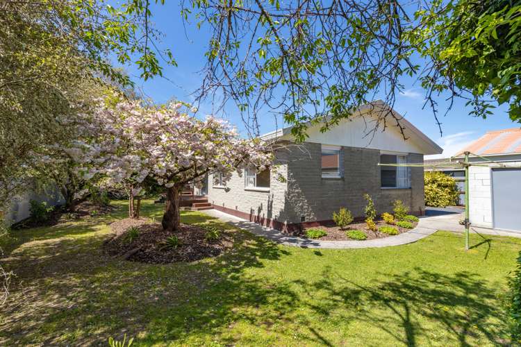 13 Main North Road Woodend_15