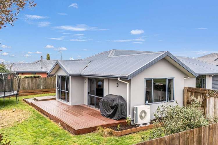 15 Otia Drive Richmond_15