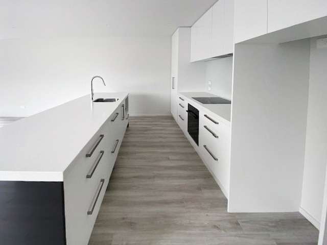 24 Gemstone Place 11103_1