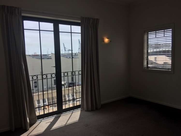 7f/8 Farnham Street Parnell_5