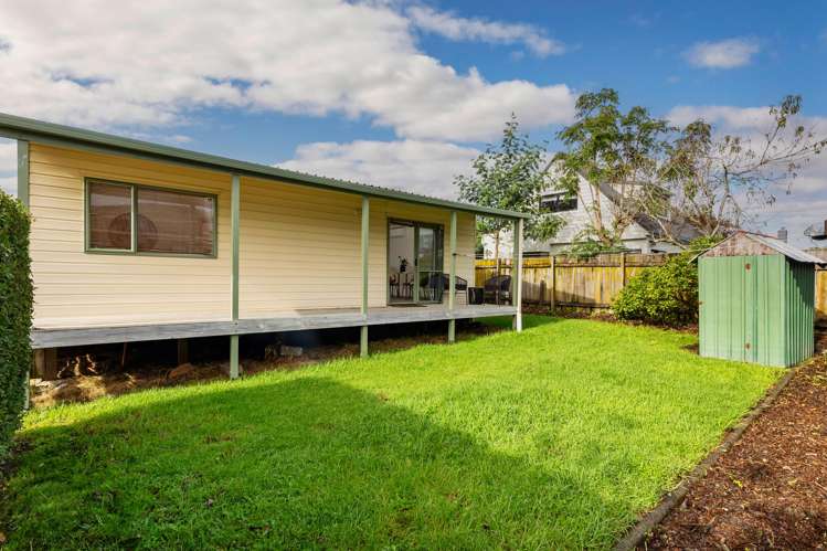 25a Ennismore Road Mount Albert_16