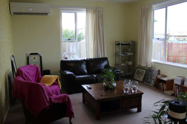 7 Momorangi Crescent Redwood_1