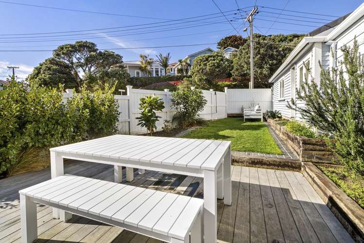 10 Brighton Street Island Bay_1