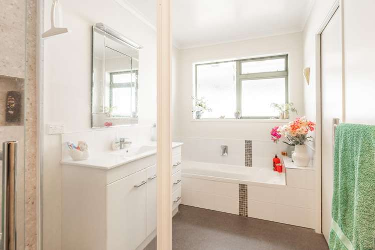 18 Hamon Place Pukehangi_21