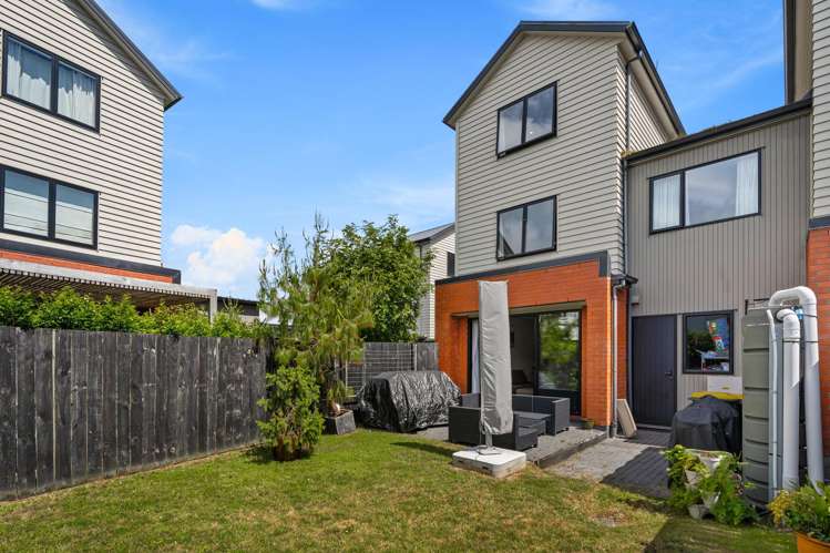 8/6 Onekiritea Road Hobsonville_23