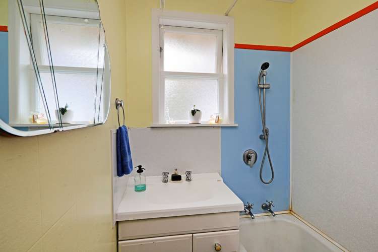 1106 Cunningham Crescent Mayfair_10