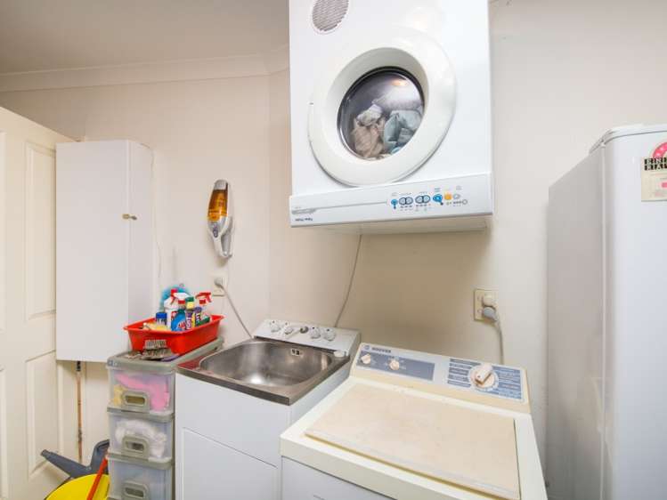 10 Henley Court Highbury_14