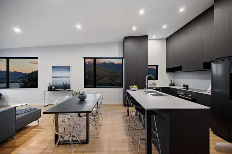 5 Lancewood Lane Queenstown Hill_8