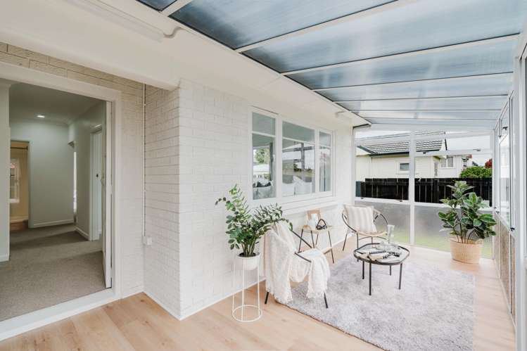 35 Lake Crescent Hamilton Lake_8