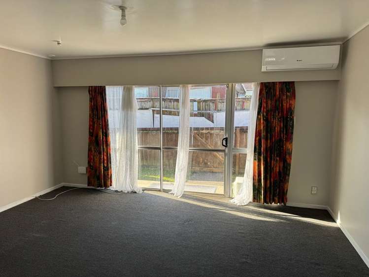 1/94 Beaumonts Way Manurewa_5