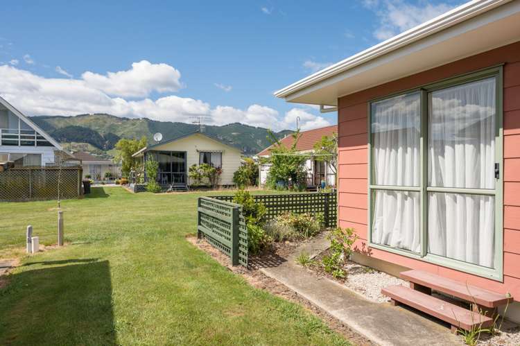 10 Birchwood Grove Richmond_17