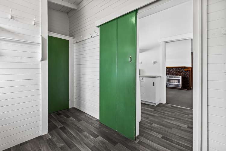 25 Paynters Avenue Strandon_17