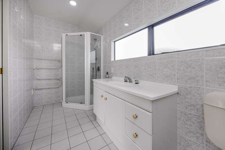 1 Cayman Place Unsworth Heights_9