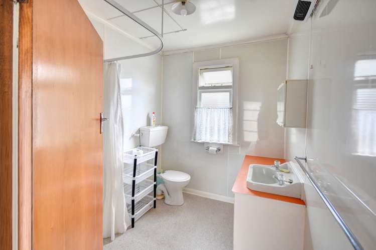 29 Norman Street Tainui_14