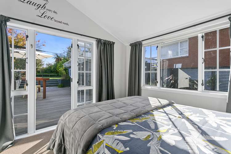 14 Liston Avenue Hilltop_21