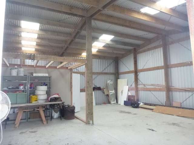 127 Brecon Road Stratford_2