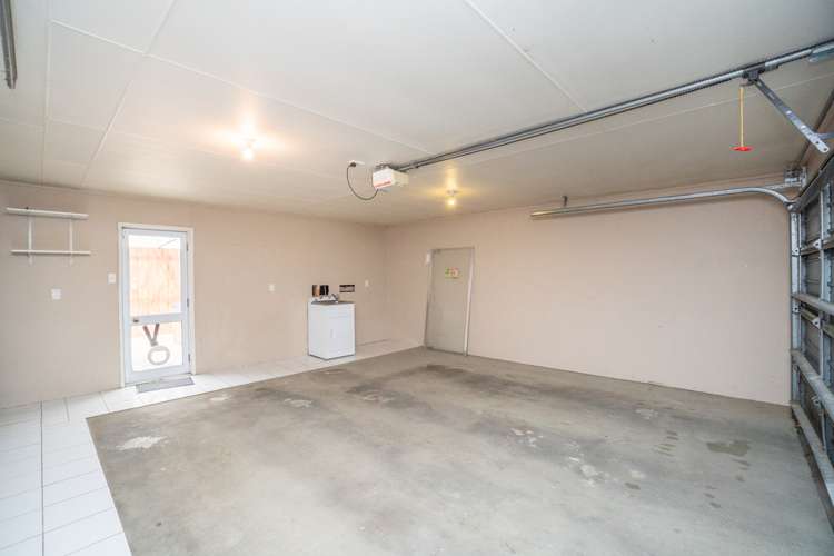 31 Strachan Way Highbury_16
