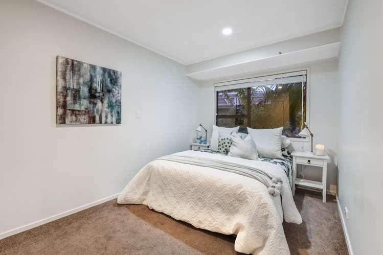 54a The Circle Manly_8