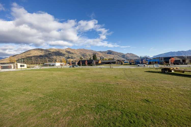Orchard Park Wanaka_23