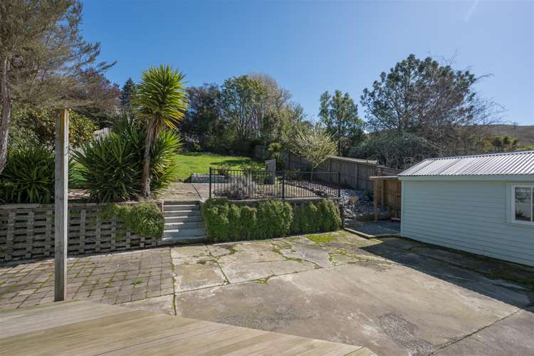 26 Murphy Street Toi Toi_16