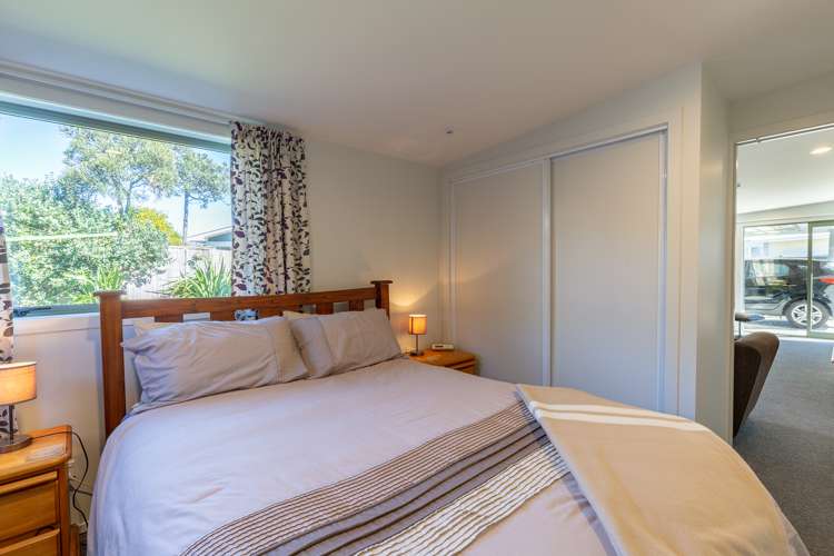 14 Cornwall Place Stoke_14