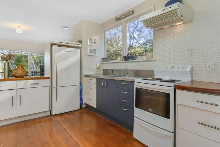 1 Kilgour Terrace Huia_6