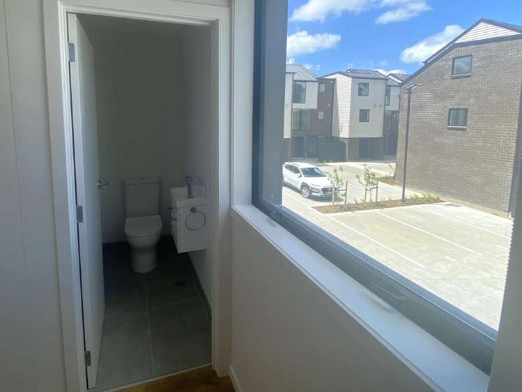 8/3234 Great North Road 1732_8