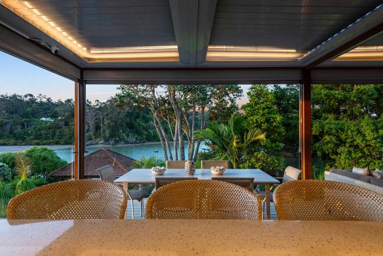 14 Oscar Road Greenhithe_11