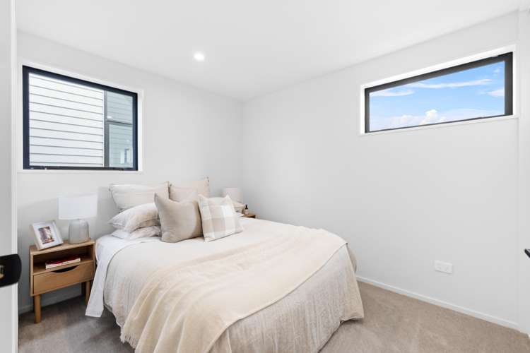 2/54 Wildberry Street Woolston_9