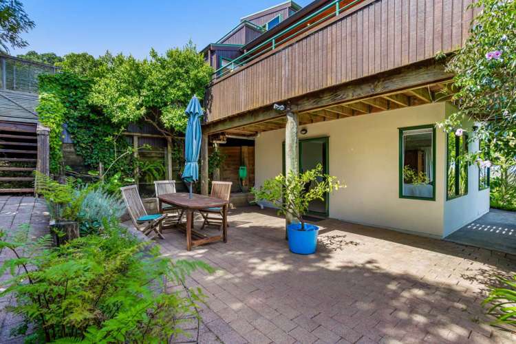 1083 Whangaparaoa Road Tindalls Beach_31