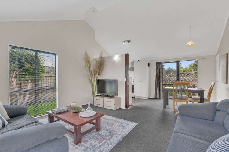 16 Tamure Place Ruakaka_11
