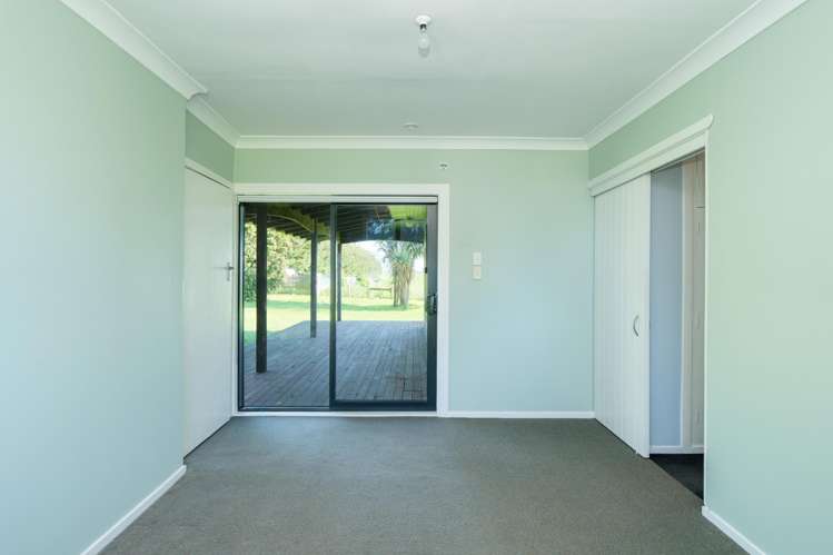372 Lindsay-Calcium Road Isla Bank_21