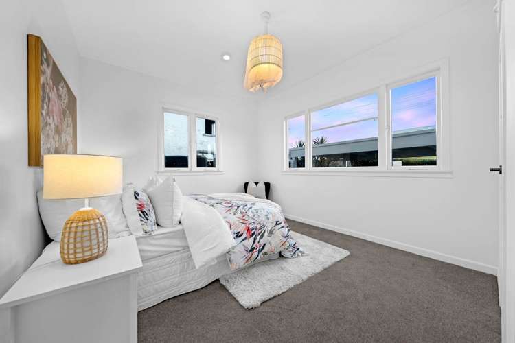 4029 Great North Road Glen Eden_7